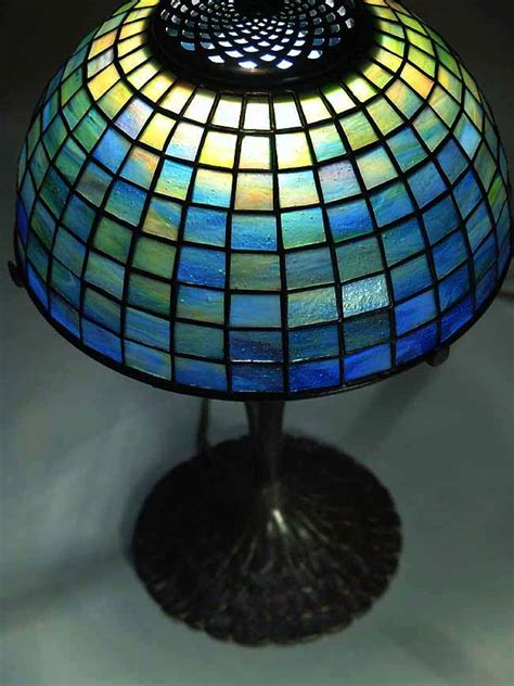 10 Plain Squares Leaded Glass Geometric Tiffany Lamp