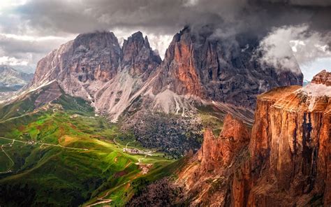 Italy South Tyrol Dolomites Mountains Alps Clouds Dusk Wallpaper