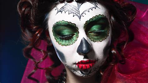 From pm1.narvii.com juego de accesorios para di. Juegos Macabros Maquillaje Mujer / Juego Macabro Disfraz Para Mujer El Juego Del Miedo Halloween ...