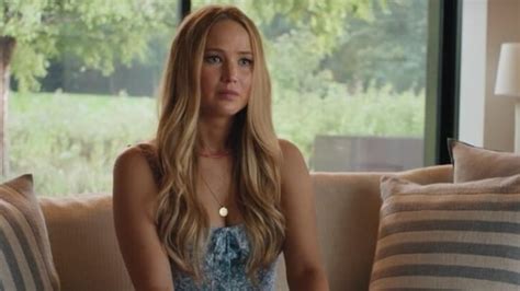 No Hard Feelings Review Jennifer Lawrence S Sex Comedy Has A Beating