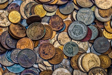 10 Creative Things You Can Do With Leftover Foreign Coins Foreign Coins Valuable Coins Old