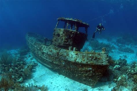 Bildergebnis Für Schiffswrack Unterwasser Underwater Shipwreck
