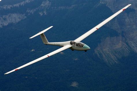 Este documento abarca un balance financiero, un estado de para poder empezar, es necesario que antes determines cuál es el periodo de tiempo que cubrirá el reporte financiero. ¿Qué es un planeador?