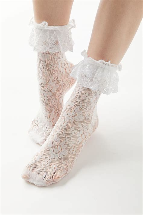 Lace Ruffle Ankle Sock Urban Outfitters