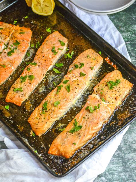 Learn all the professional cooking tips from thomas sixt. Recipe For Salmon Fillets Oven : Oven Baked Salmon Fillets Recipe - Happy Foods Tube - This ...