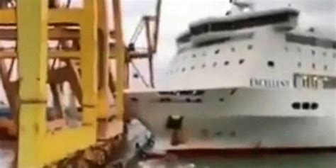 Video Crane Hits Fuel Tanks After Ferry Smash Tradewinds