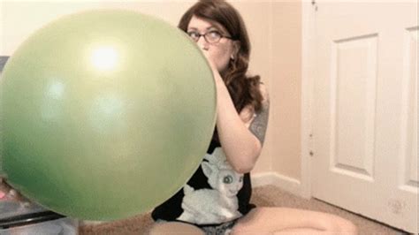 Frankie Big Green Balloon Android Bonnies Smut On The Go Clips Sale