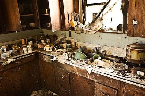 90976 Messy House Stock Photos Pictures And Royalty Free Images
