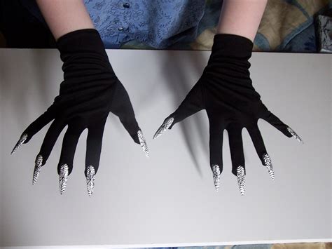 Cat Claw Gloves · Gloves · Decorating On Cut Out Keep · Creation By Laura