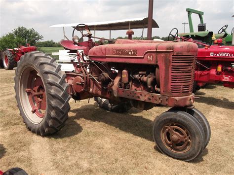 1950 Farmall Type M Tractor2 Farmall Tractors Old Tractors