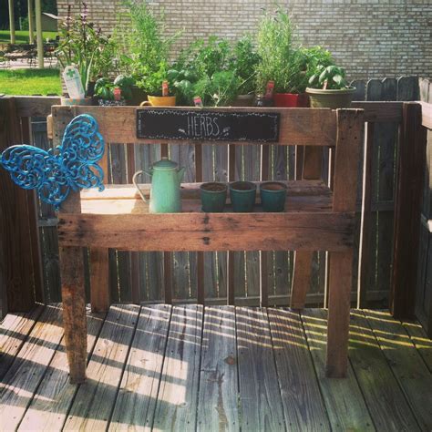 Herb Garden Table I Made From Pallet Boards I Love Using
