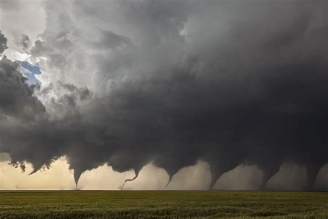 Последние твиты от tornado videos (@videostornado). Tornadogenesis - Wikipedia