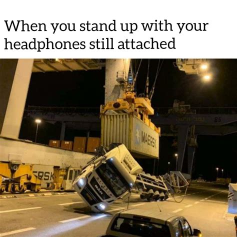 Keeping It Real With Wired Headphones Rmemes