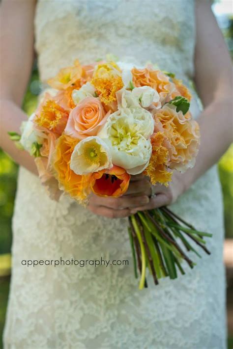 Find android apps using google play. WEDDINGS: TRENDS IN BRIDAL BOUQUETS — Martie Duncan