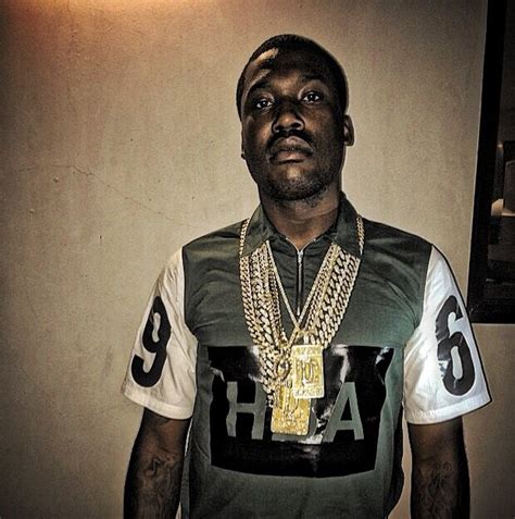 meek mill to be released from jail today latest celebrity gossip latest music videos jail