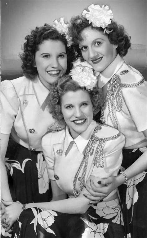 The Andrew Sisters Andrews Sisters Sister Photos Singer