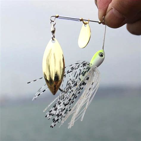 Strong Noisy Lure Spinner Bait Fishing Rubber Jig Buzzbait Artificial