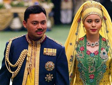 Prince abdul malik marries data analyst dayangku raabi'atul 'adawiyyah pengiran haji bolkiah in a spectacular ceremony in brunei's capital, bandar seri begawan. Crown Prince and Princess of Brunei | Other Royals ...