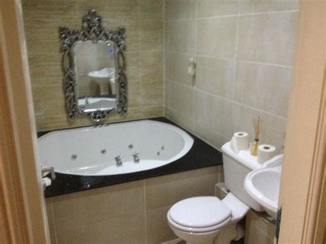 All round.superb» (the shankly hotel). Double Jacuzzi bath - Picture of 30 James Street, Home of ...