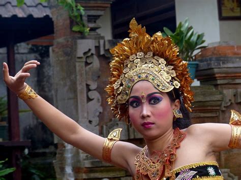 Bali Dance Where To See It Tips And Photos