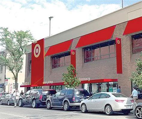 Target Replacing Austin Street Barnes And Noble Queens