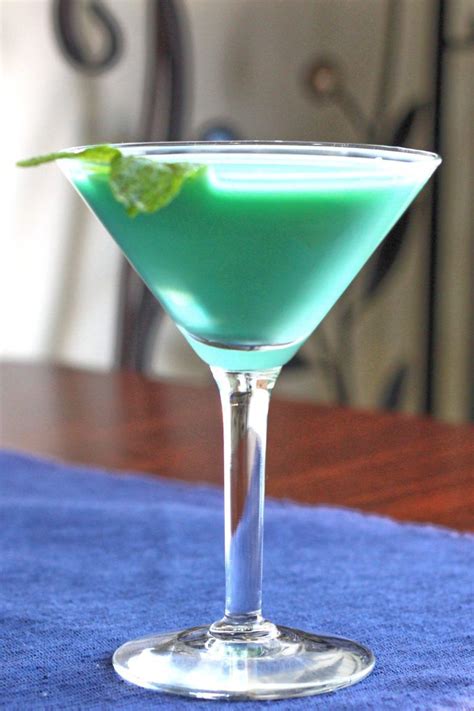 The Grasshopper Drink Recipe Is An Old Classic From New Orleans Thats Very Sweet And Very Si
