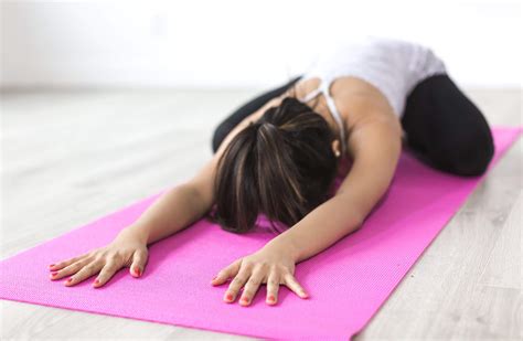 Combining Yoga With Cognitive Behavioral Therapy Helps Treatment
