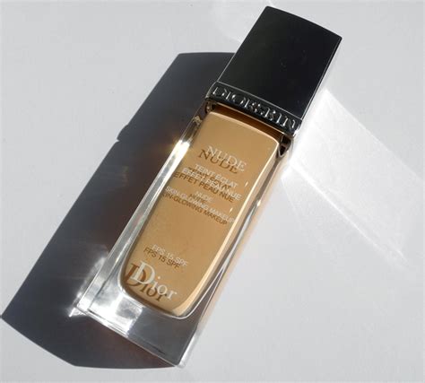 Diorskin Nude Skin Glowing Make Up In Ivory Review And Swatches
