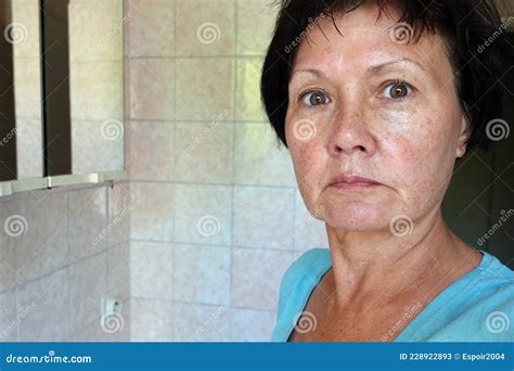 Portrait Of A Middle Aged Brunette Woman Stock Image Image Of Mature