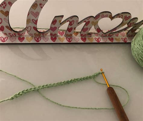 Qual é a Melhor Agulha de Crochê para Iniciantes? 【DESCUBRA】