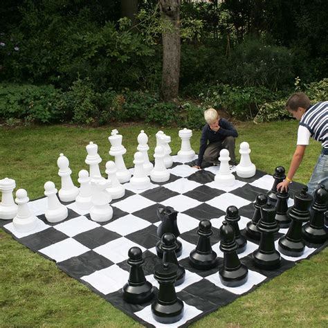 Giant Outdoor Garden Chess Set By Garden Games Garden Games Cuckooland