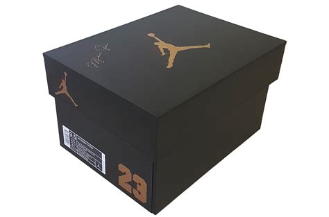 Black box shoes was incorporated on 29 september 2018 (saturday) as a sole proprietor in singapore. AIR Jordan sneakers box (Black) | DiSi BOX
