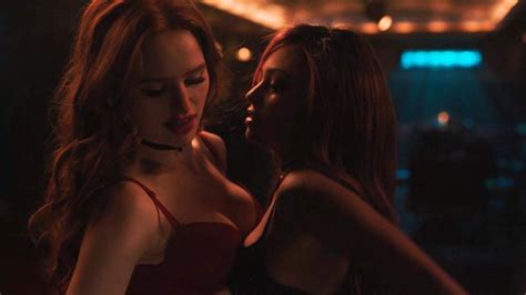 Madelaine Petsch Lesbian Sex Scenes Collection Scandal Planet