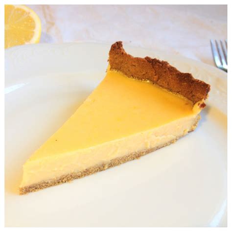 Lemon Tart With Coconut Cream Gluten And Dairy Free Can Be Made Low Carb Citronpaj Recept