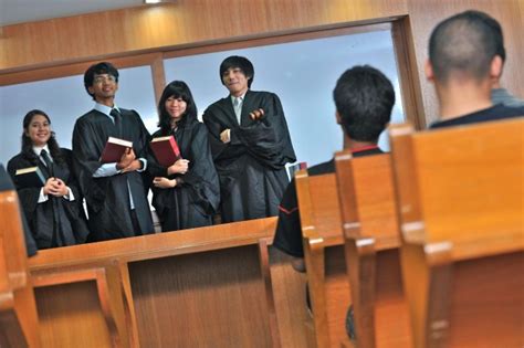 Visit payscale to research attorney / lawyer salaries by city, experience, skill, employer and more. 9 Highest Paying Jobs In Malaysia