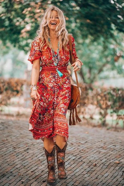 21 Unique Boho Fashion Style For Your Aesthetic Look Bohemian Style