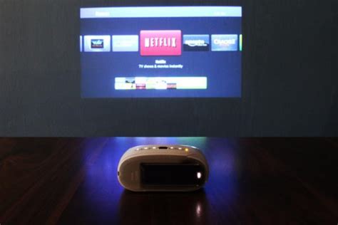 Review 3m Streaming Projector Powered By Roku Sound