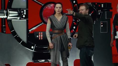 Cool New Behind The Scenes Video For Star Wars The Last Jedi Focuses On Director Rian Johnson