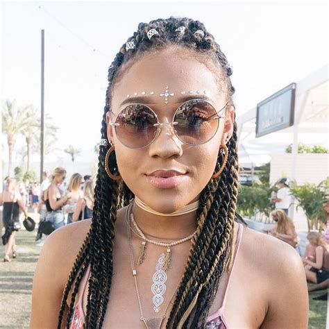 13 Of The Best Hair And Beauty Trends At Coachella 2017 Hair Beauty