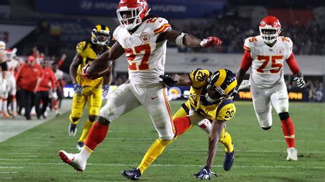 Kareem Hunt Gets Contract From His Hometown Browns The New York Times