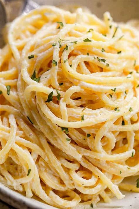 This Quick And Easy Cream Cheese Spaghetti Is A Comforting Pasta Dinner