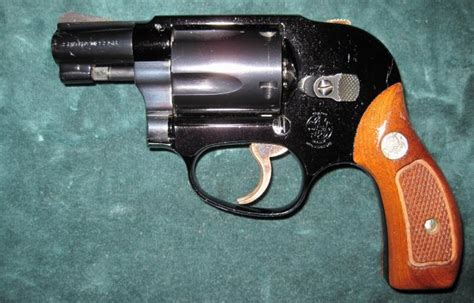 Smith And Wesson Model 38 Airweight Bodyguard 38 Special 5