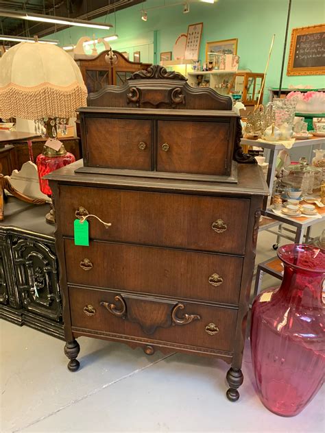 Select from our best shopping destinations in goodyear without breaking the bank. Find unique pieces at East Valley Antiques in Mesa ...