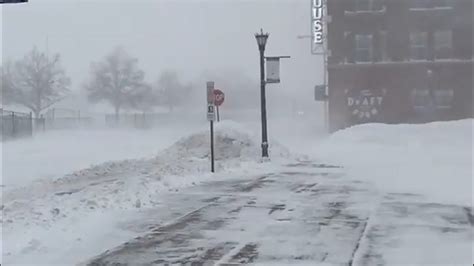 Intense Snow Hits Buffalo