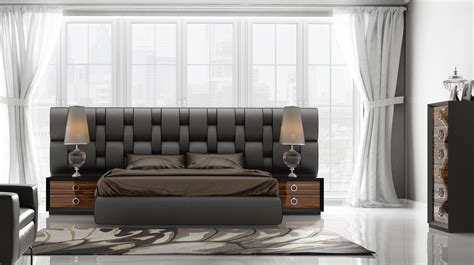Contemporary Luxury Bedroom Set With Designer Long Exclusive Bed Aurora