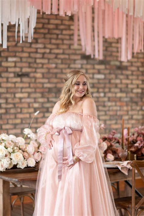Maternity Style Gown Dress For Baby Shower Photography Inspiration