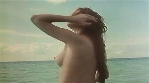 Naked Kelly Mcgillis In Grand Isle