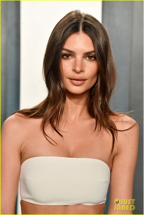 Emily Ratajkowski Shares Her Thoughts On Having Sex On A First Date Photo 4848728 Photos