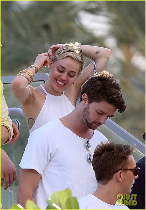 Miley Cyrus Gets Sweet Kiss From Boyfriend Patrick Schwarzenegger Photo Cody Simpson