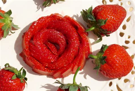 How To Make Diy Strawberry Roses Fruit Carving Garnish Sushi